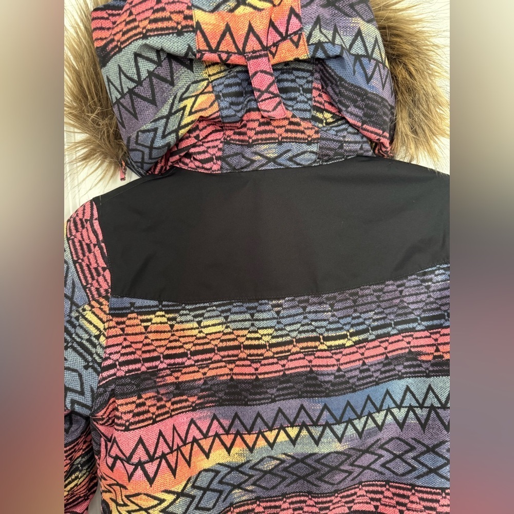 Burton Girls Aubrey Parka Geometric Patterned Jacket Size M - Picture 13 of 14